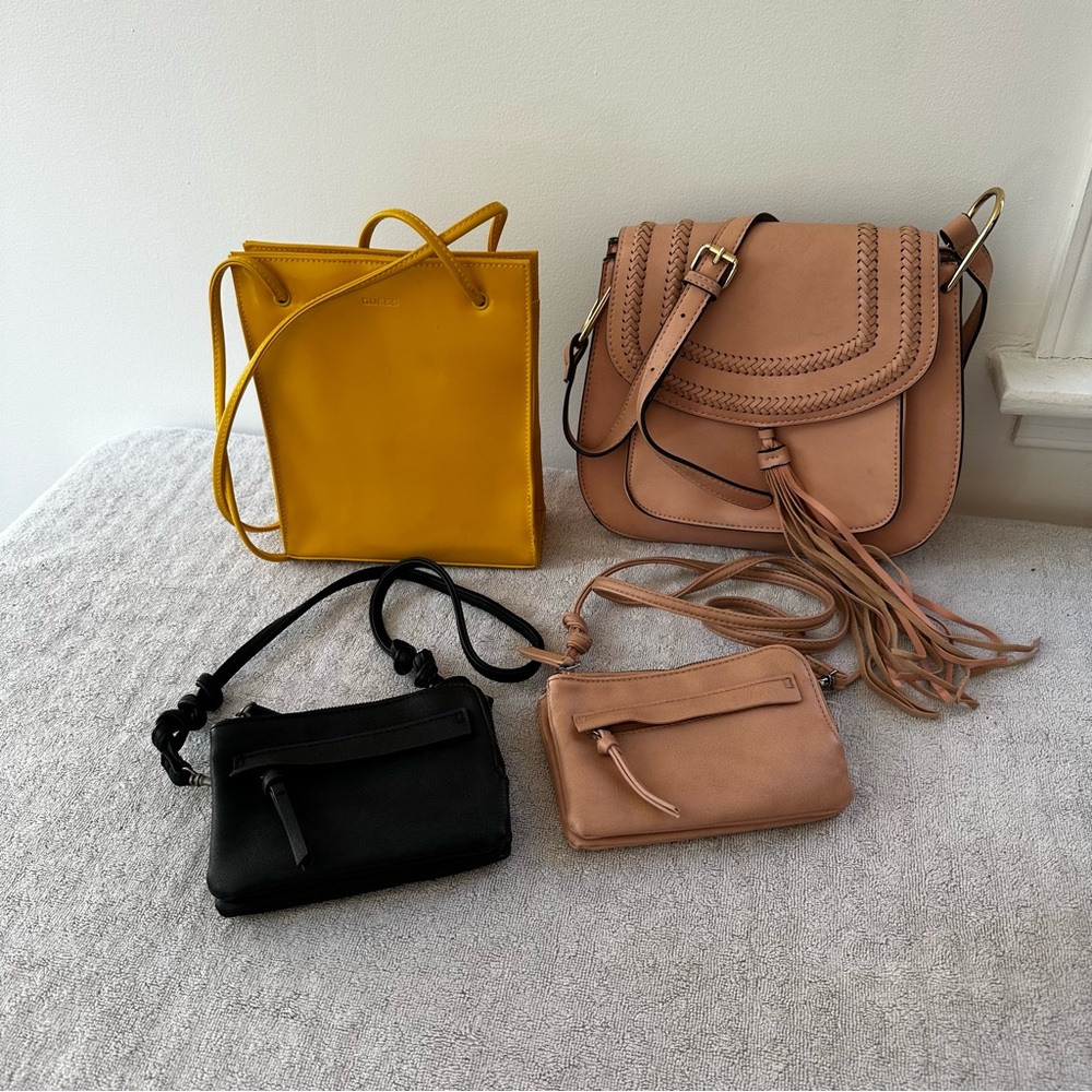 Lot of 4 Handbags